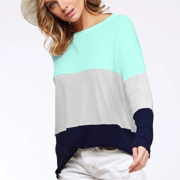 COLOR BLOCK TOP - Picture 1 of 3